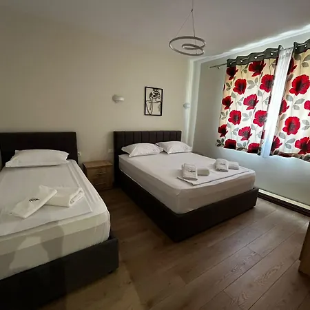 Charming Comfort Apartment Tirana Exterior photo