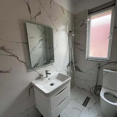 Charming Comfort Apartment Tirana Exterior photo