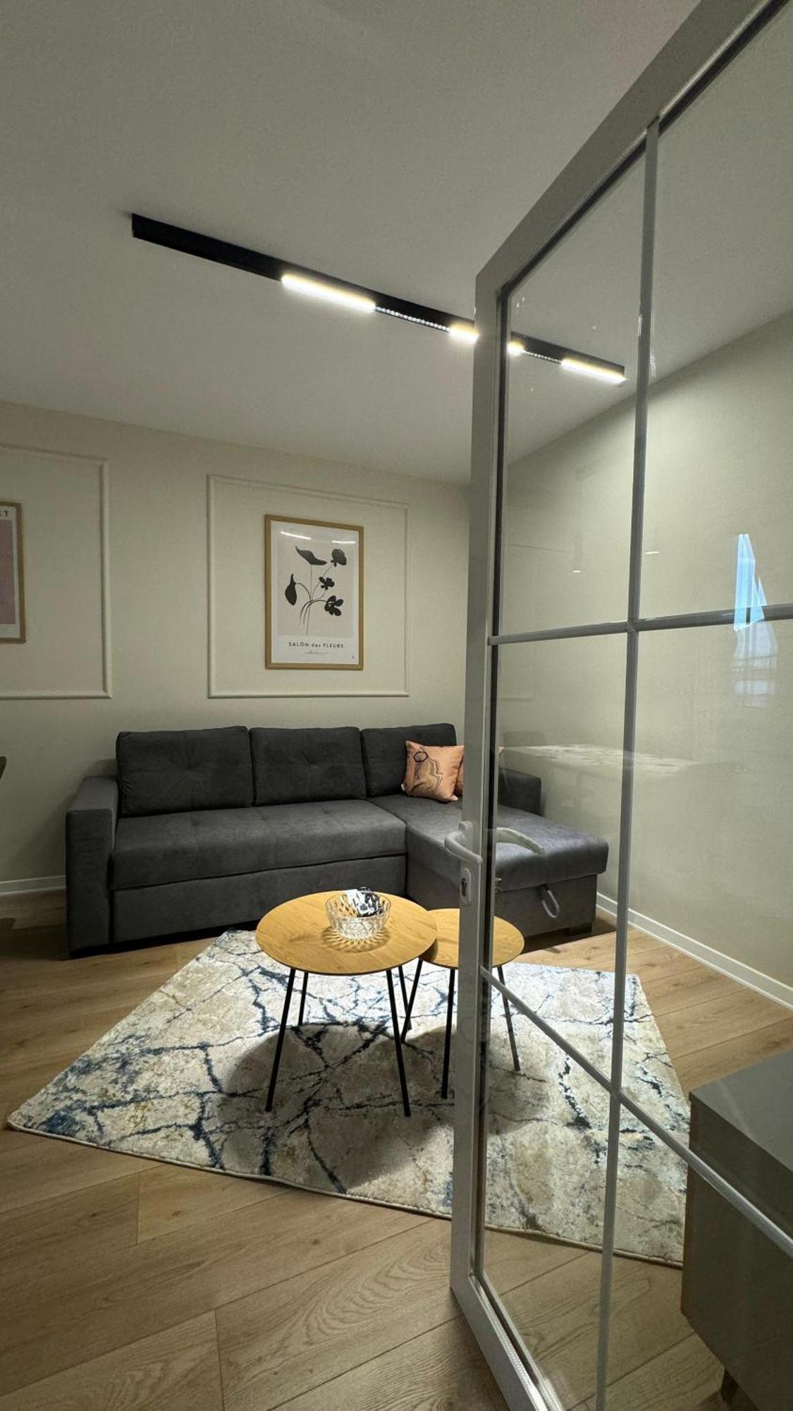 Apartament Charming Comfort *